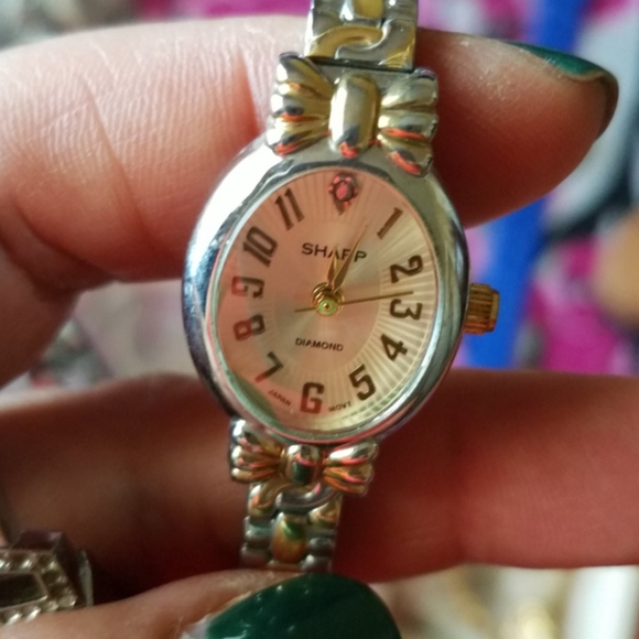 Bundke of Watches - Picture 4 of 8